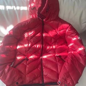 women’s moncler coat